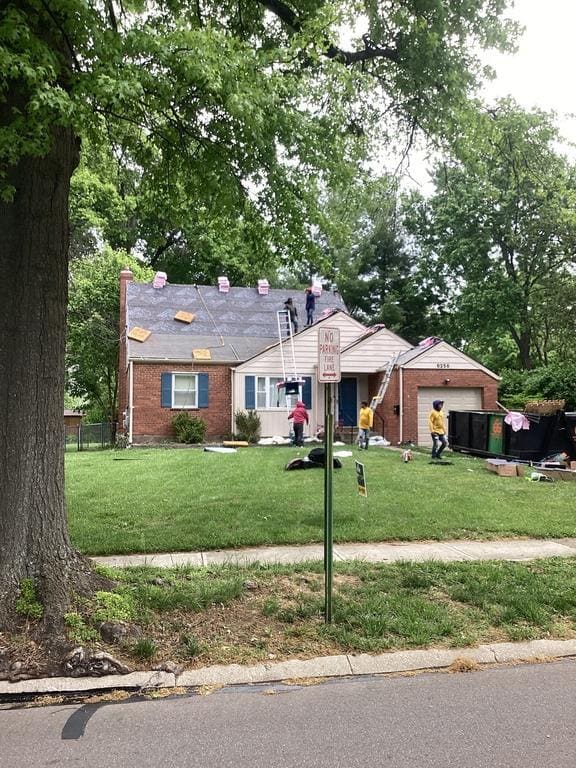 Roof Repair vs Roof Replacement: A Cincinnati Homeowner's Guide